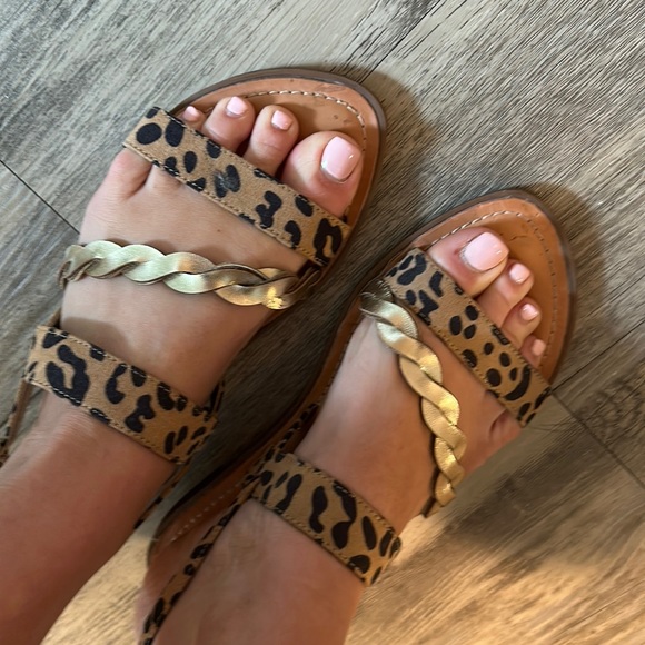 Gold cheetah sandals - Picture 2 of 3